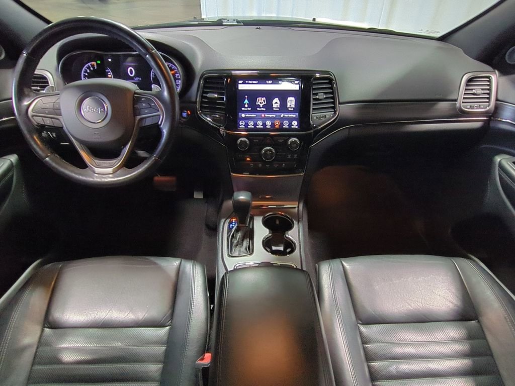Thumbnail: 2020 Jeep Grand Cherokee - 20
