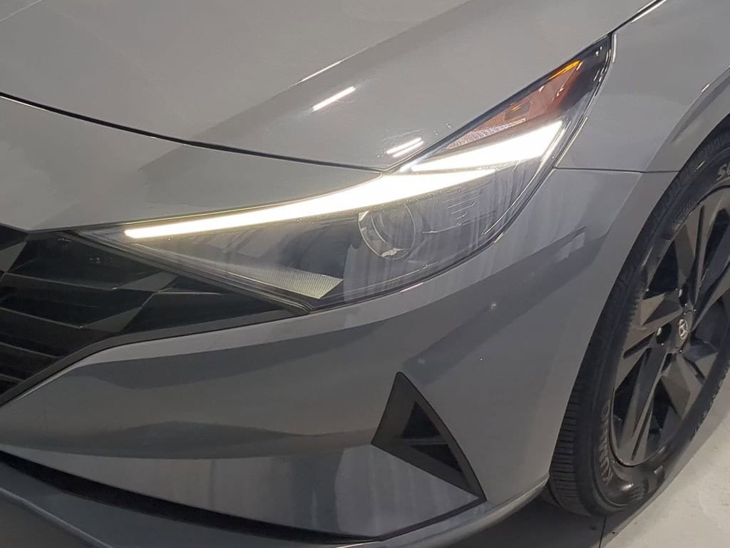 Thumbnail: 2021 Hyundai Elantra - 14