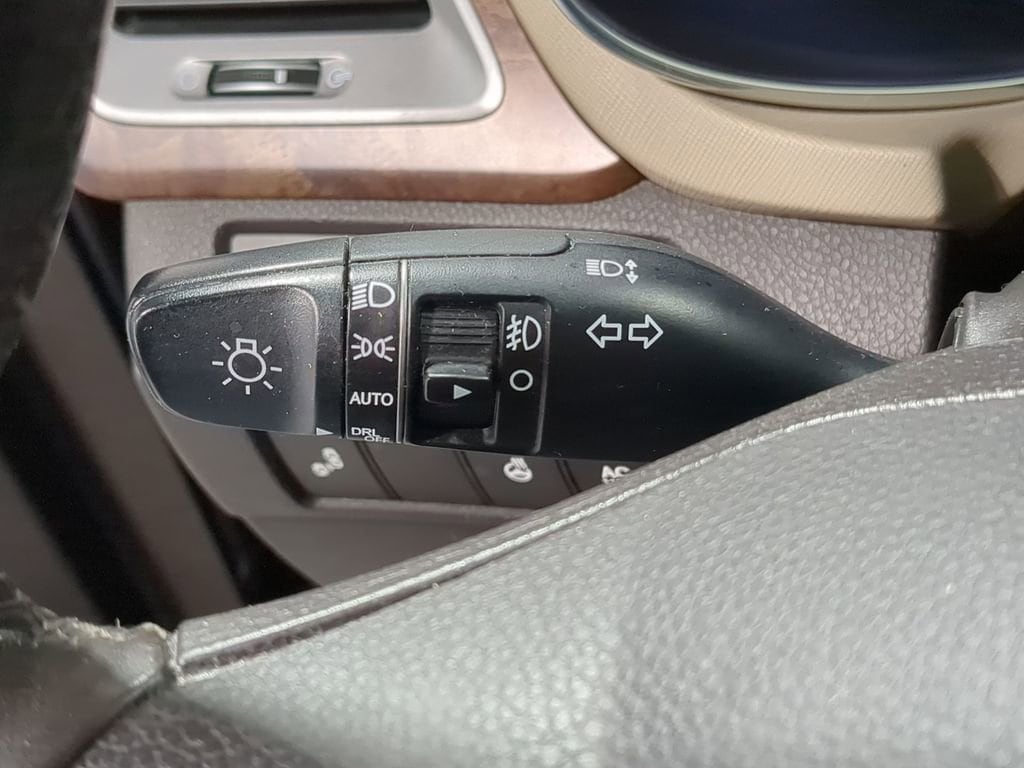Thumbnail: 2017 Hyundai Santa Fe - 31