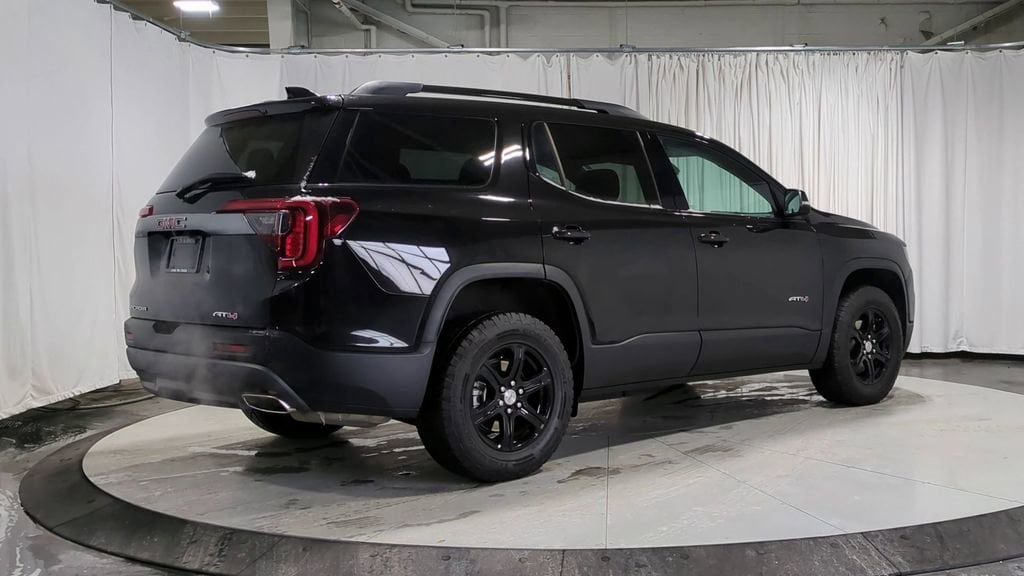 Thumbnail: 2023 GMC Acadia - 10