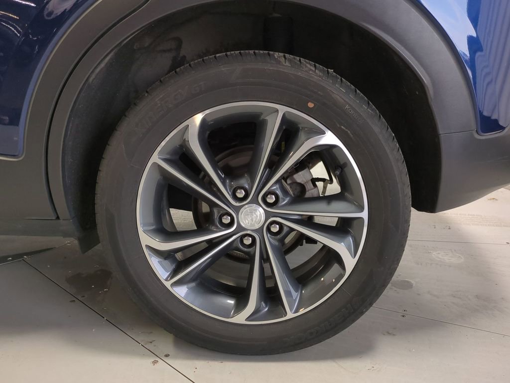 Thumbnail: 2022 Buick Encore GX - 16