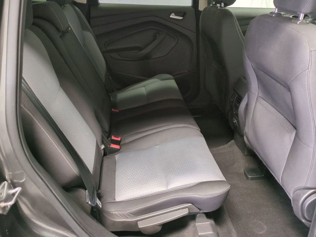 2018 Ford Escape SE 18