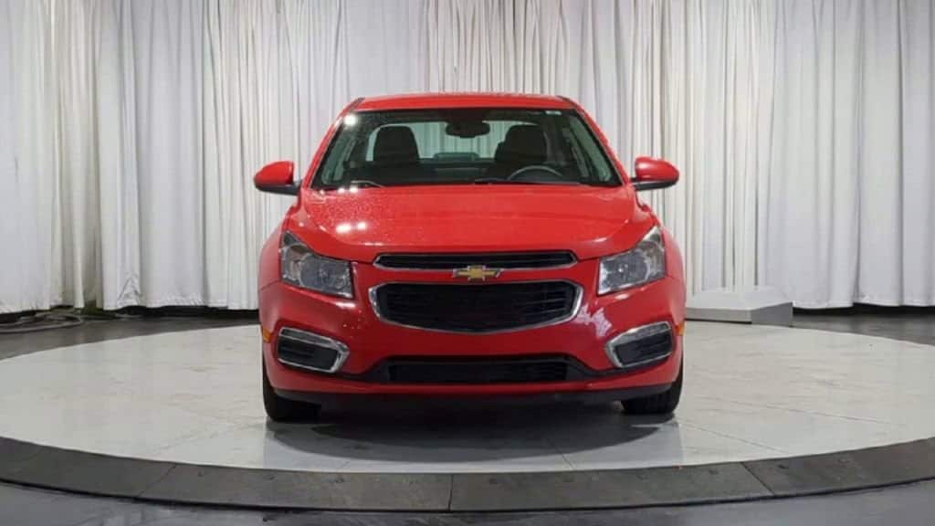 Thumbnail: 2016 Chevrolet Cruze - 3