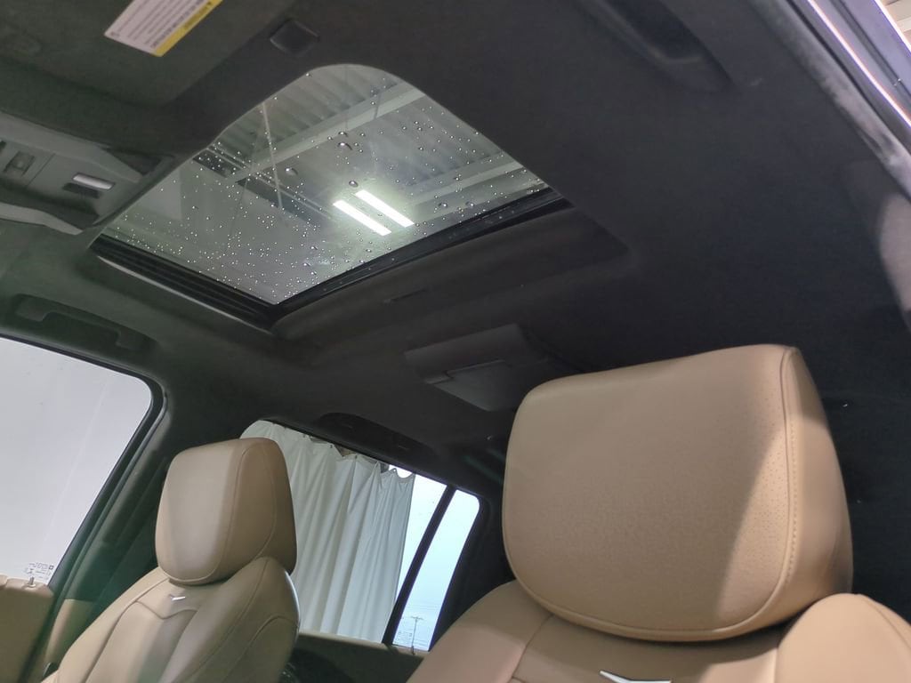 Thumbnail: 2018 Cadillac Escalade - 21
