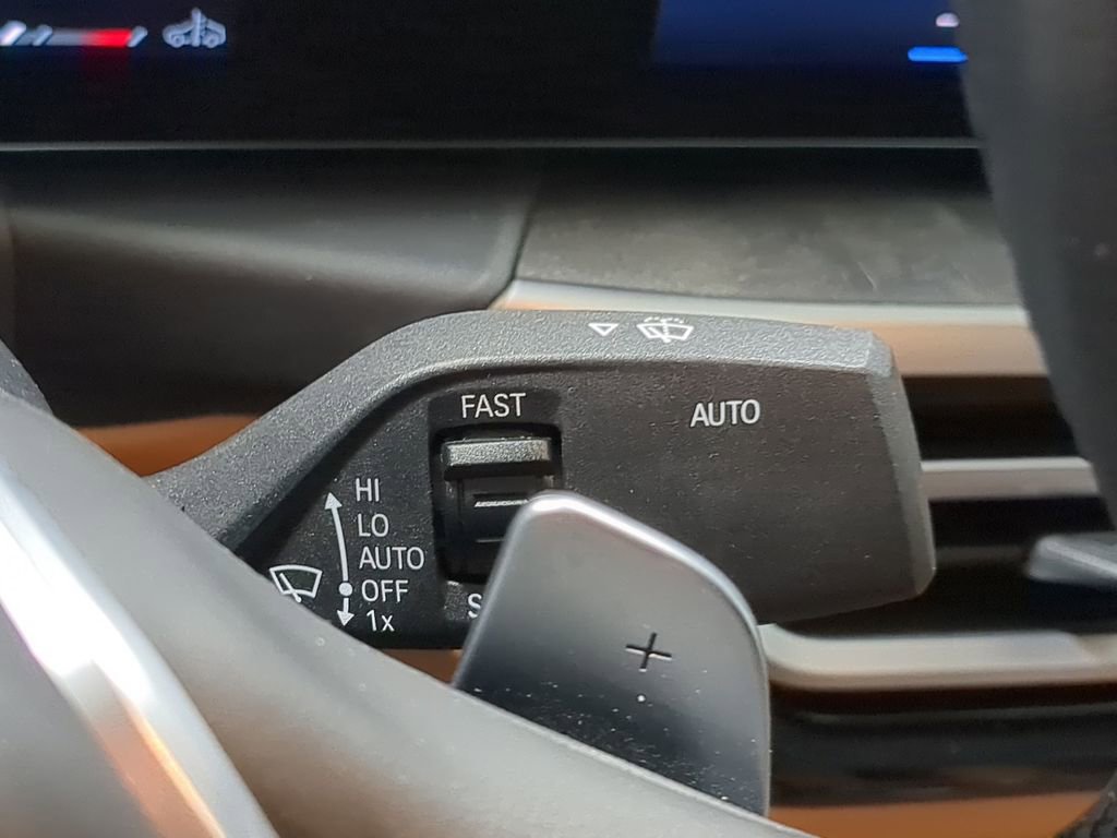 Thumbnail: 2024 BMW 3 Series - 42