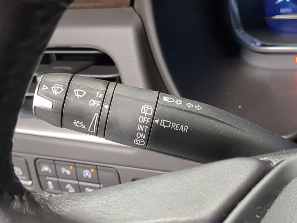 Thumbnail: 2023 Chevrolet Tahoe - 31