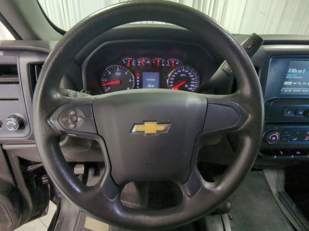 Thumbnail: 2018 Chevrolet Silverado 1500 - 22