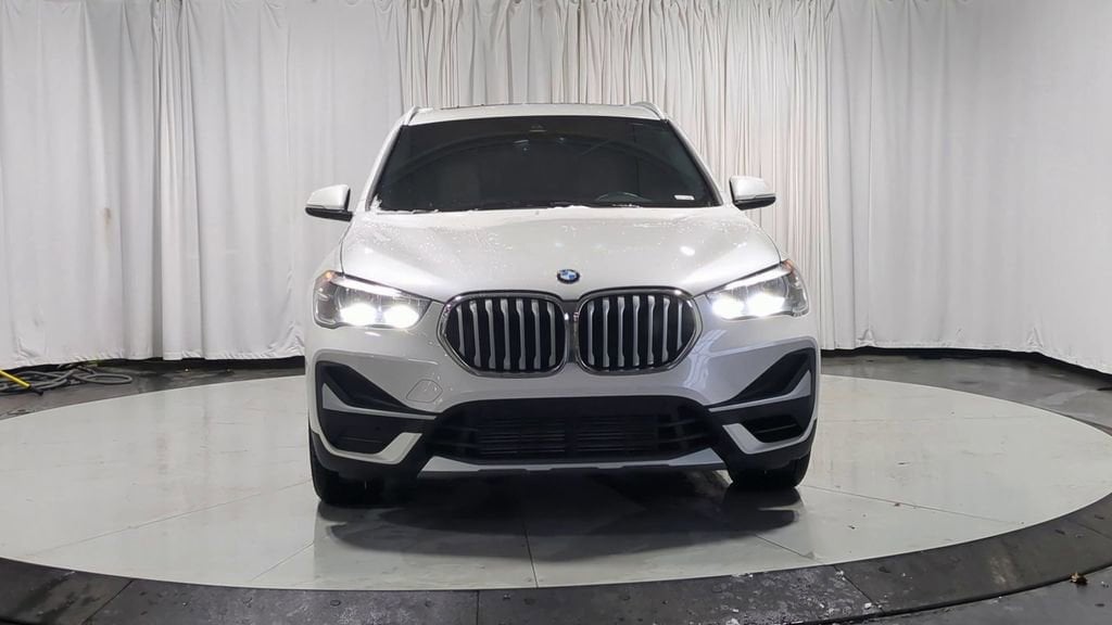 Thumbnail: 2021 BMW X1 - 4