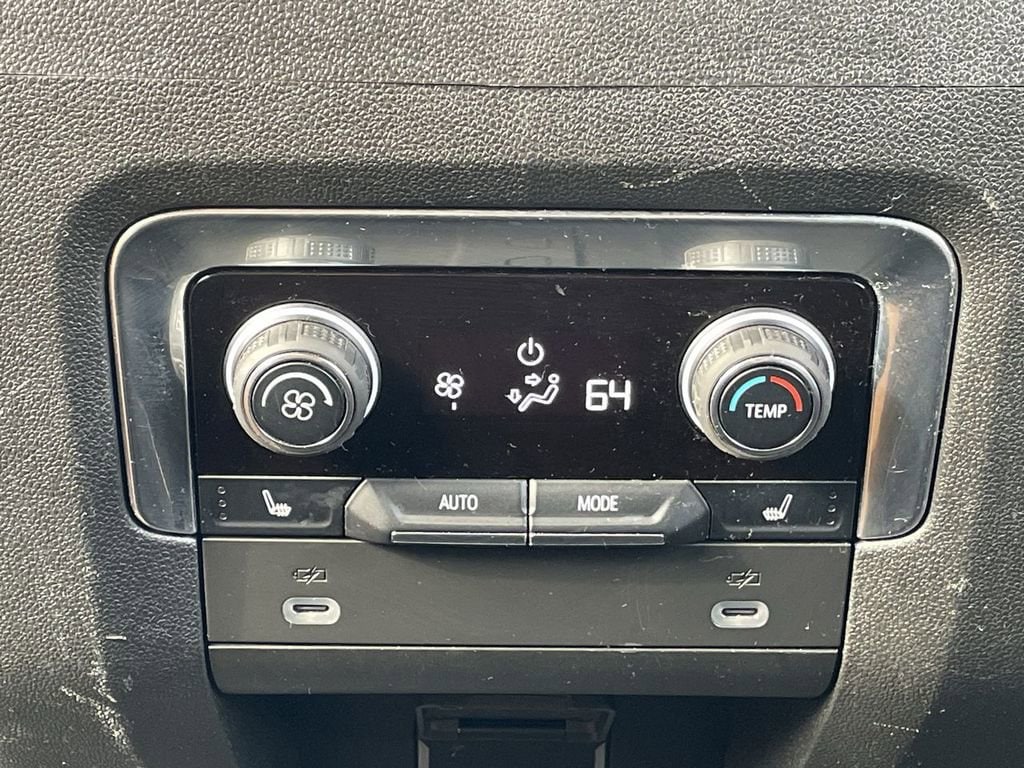 Thumbnail: 2022 Chevrolet Tahoe - 29