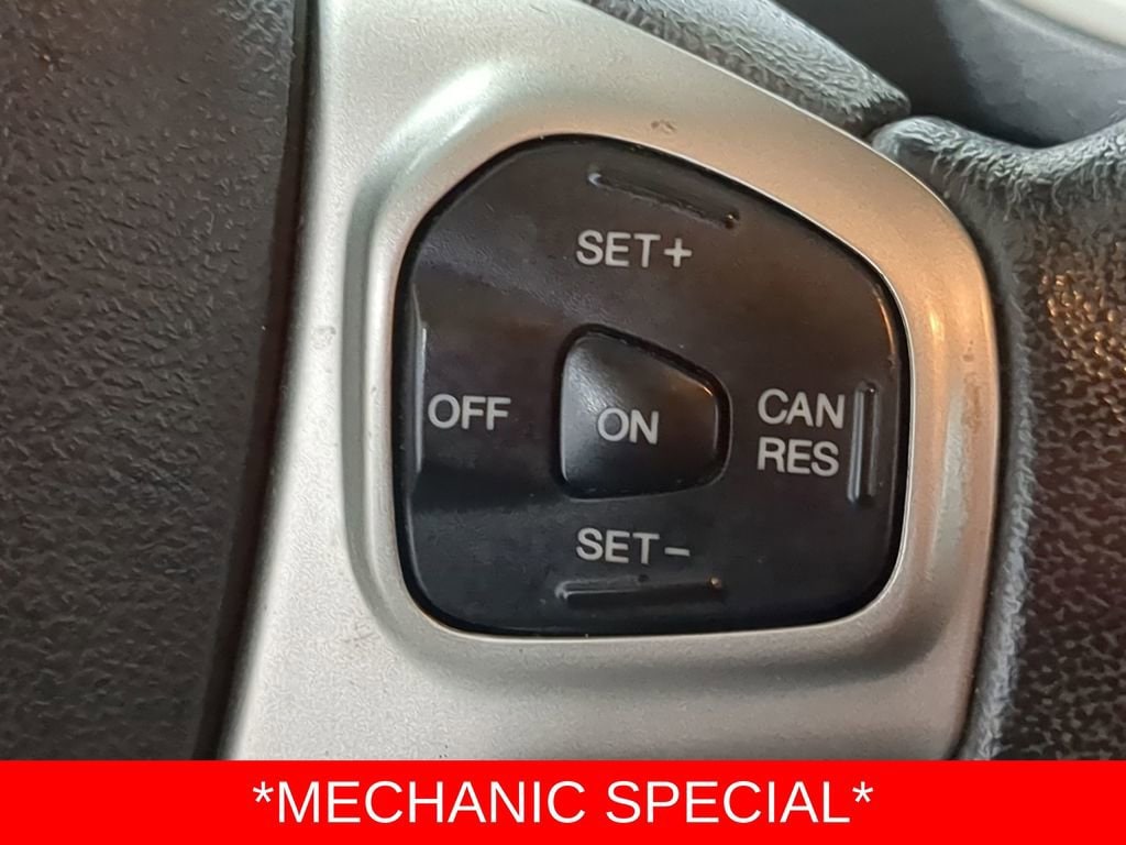 Thumbnail: 2013 Ford Fiesta - 32