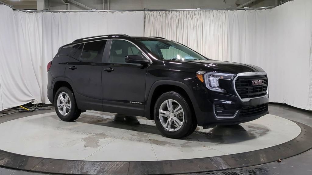 Used 2023 GMC Terrain SLE SUV