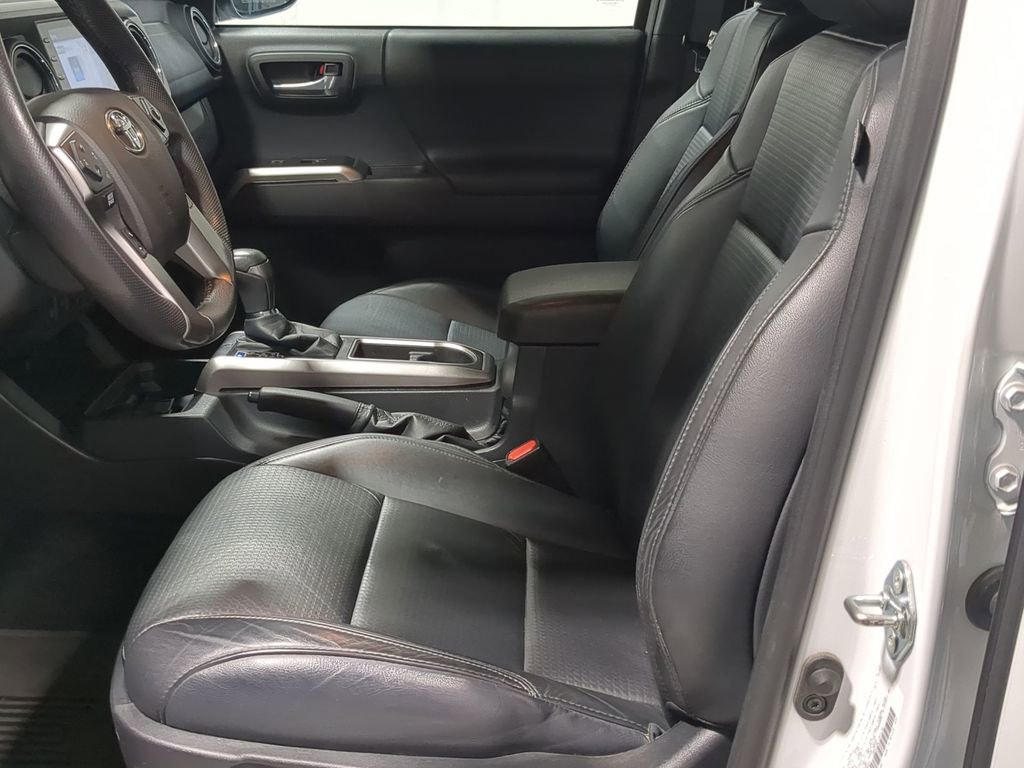 Thumbnail: 2021 Toyota Tacoma - 28