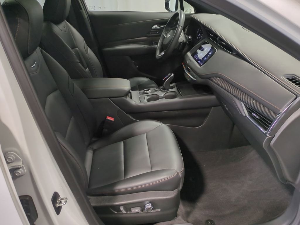 Thumbnail: 2023 Cadillac XT4 - 22