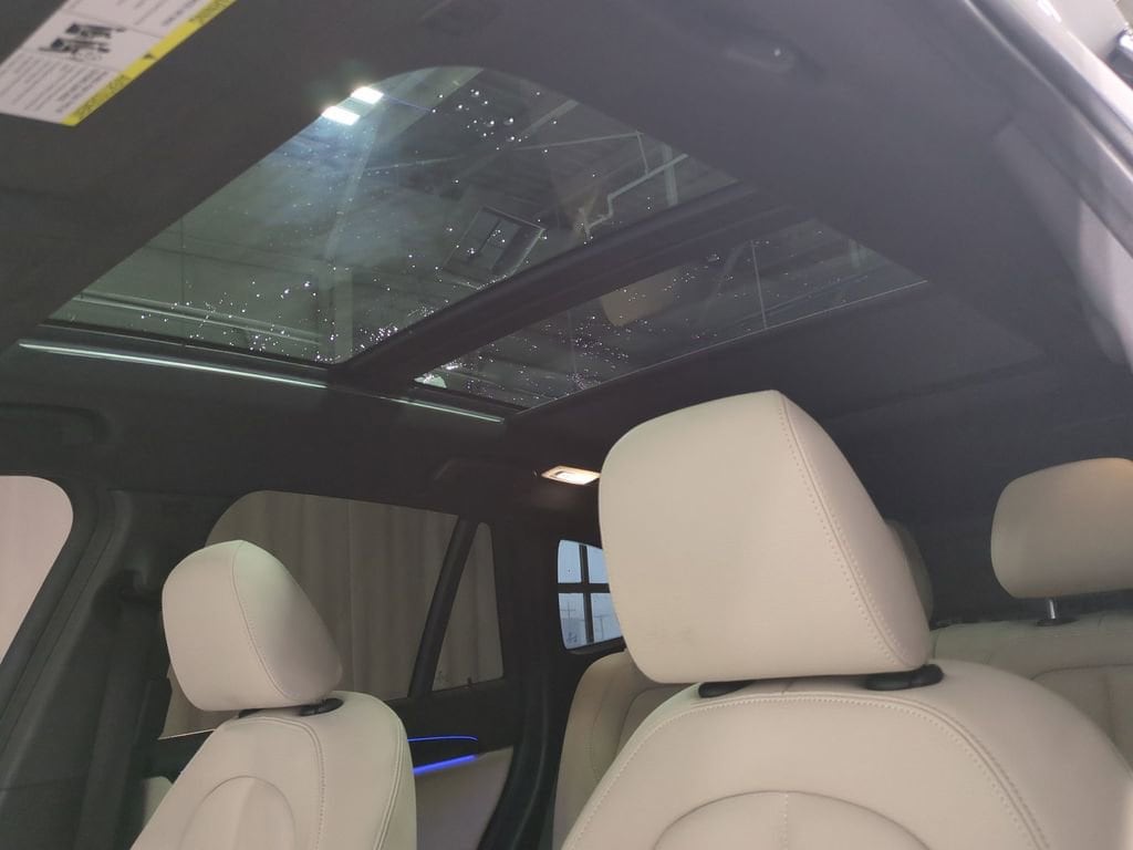 Thumbnail: 2021 BMW X1 - 23