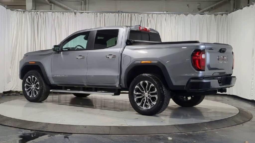 Thumbnail: 2023 GMC Canyon - 8