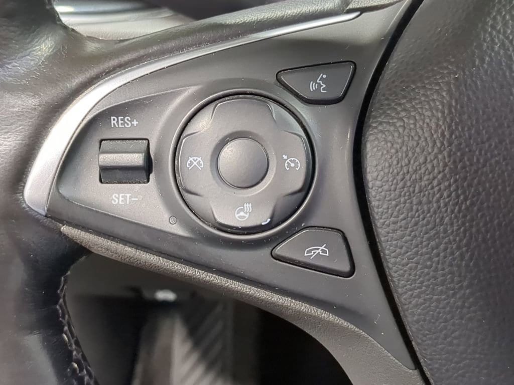 Thumbnail: 2018 Buick Regal - 29