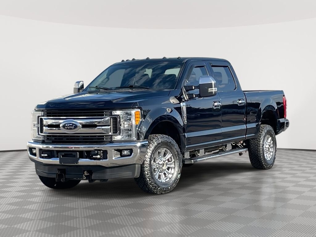 Used 2017 Ford Super Duty F-250 SRW Lariat