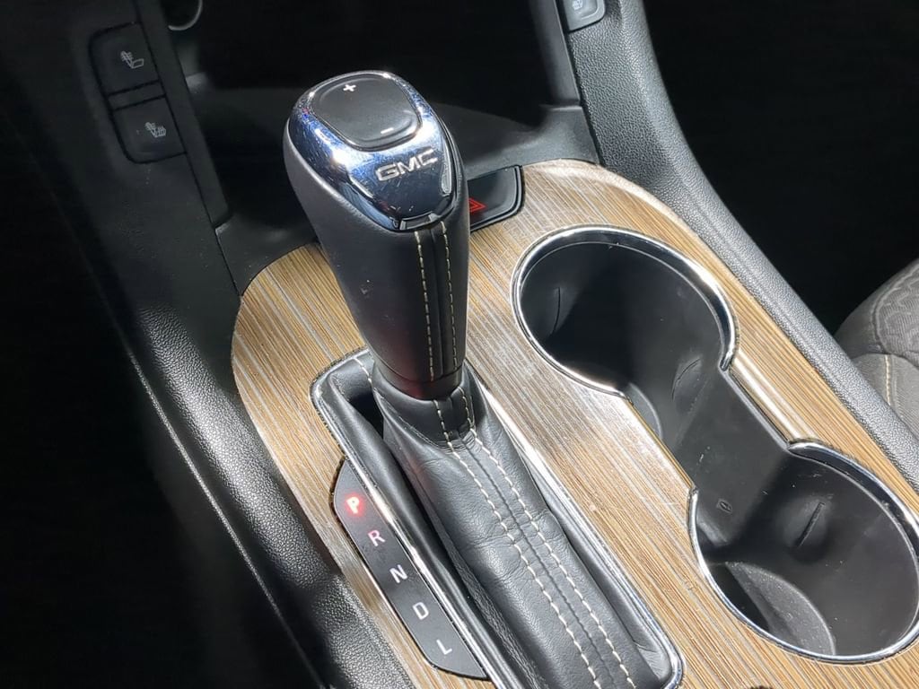 Thumbnail: 2017 GMC Acadia - 36