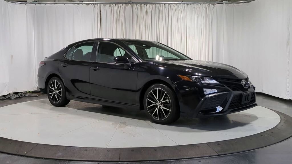 Used 2023 Toyota Camry SE