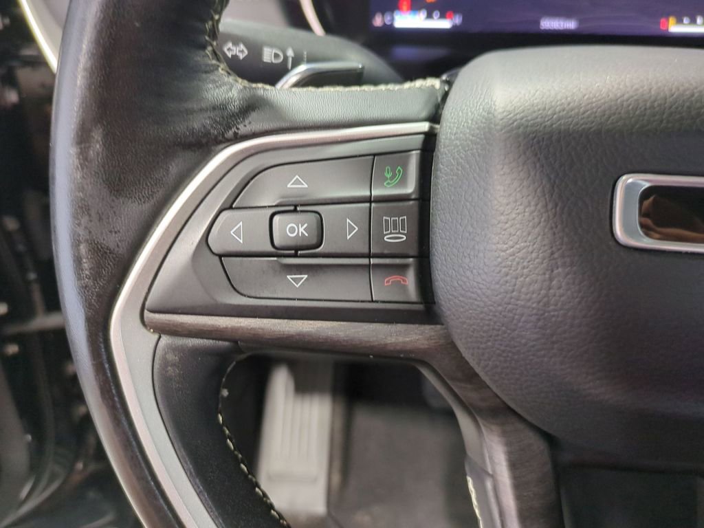 Thumbnail: 2022 Jeep Grand Cherokee L - 21