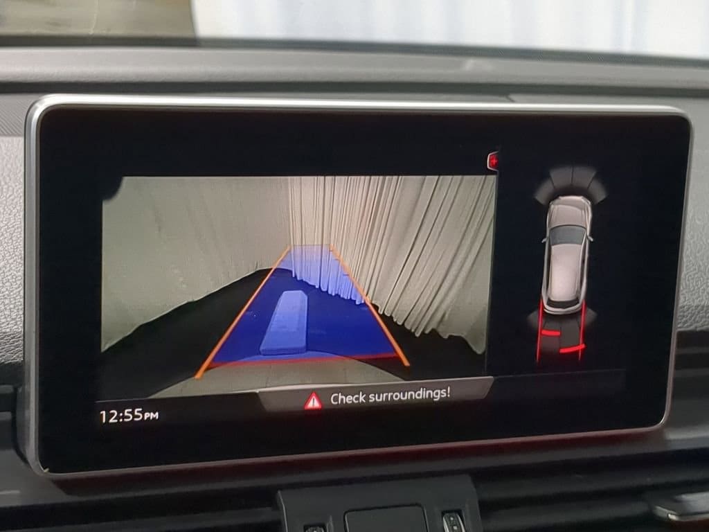 Thumbnail: 2018 Audi SQ5 - 45