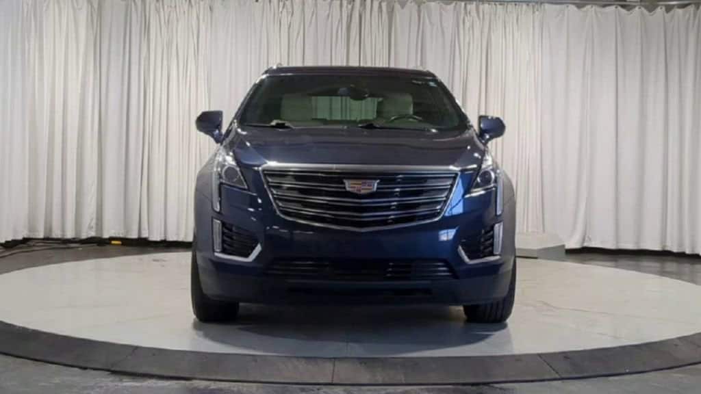 Thumbnail: 2019 Cadillac XT5 - 3