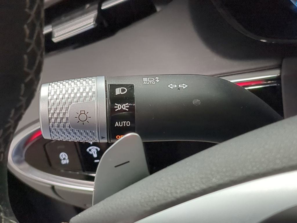 Thumbnail: 2024 Genesis GV70 - 33