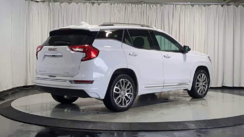 Thumbnail: 2023 GMC Terrain - 10