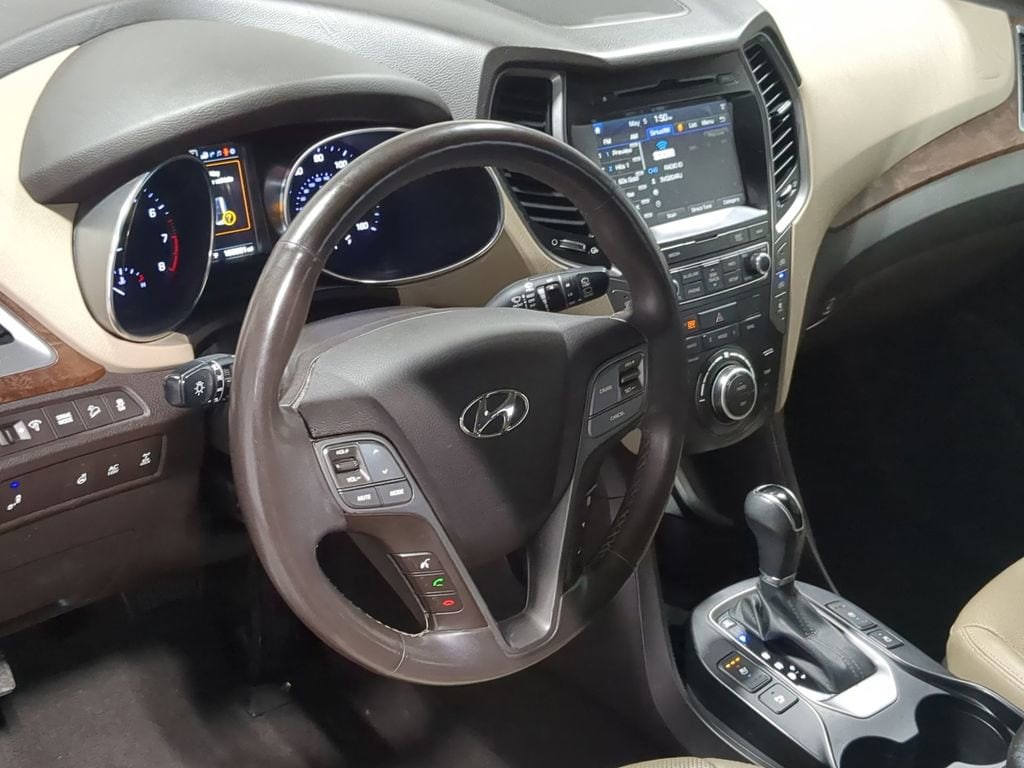 Thumbnail: 2017 Hyundai Santa Fe - 11