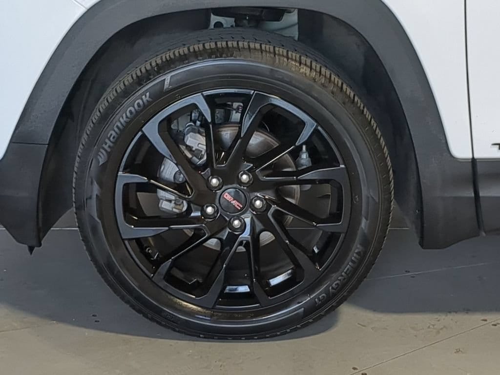Thumbnail: 2023 GMC Terrain - 17
