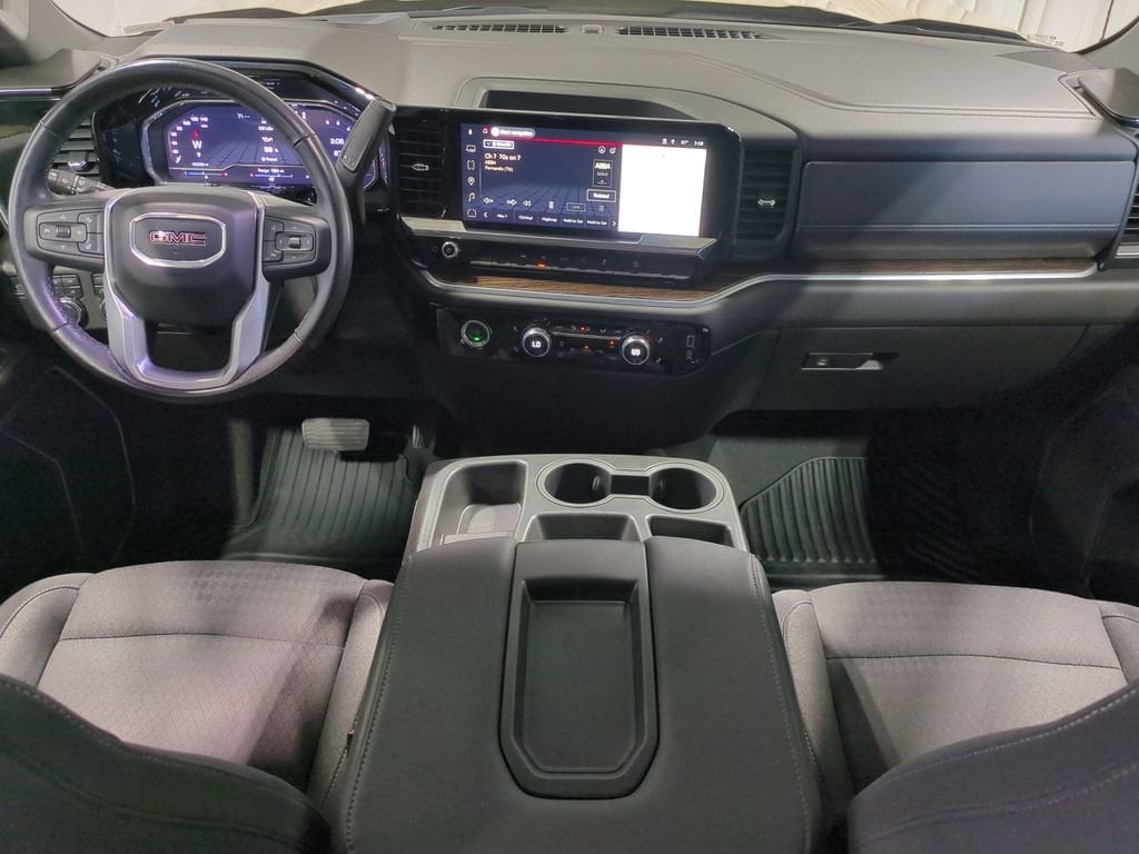 Thumbnail: 2022 GMC Sierra 1500 - 17