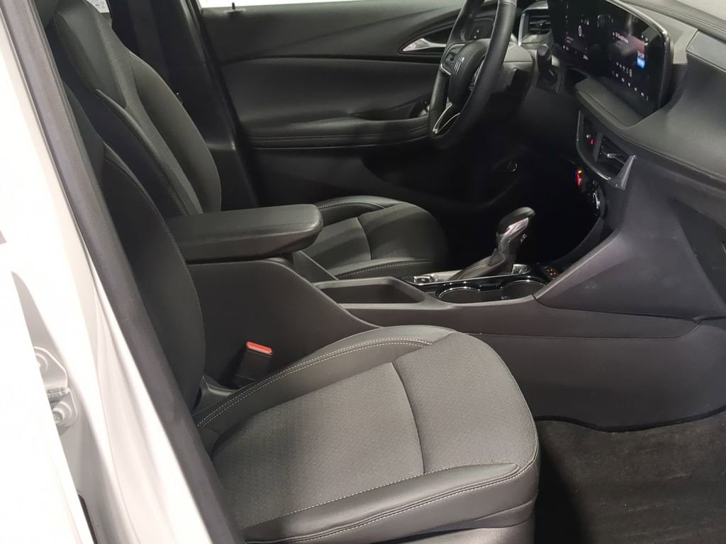 Thumbnail: 2024 Buick Encore GX - 21