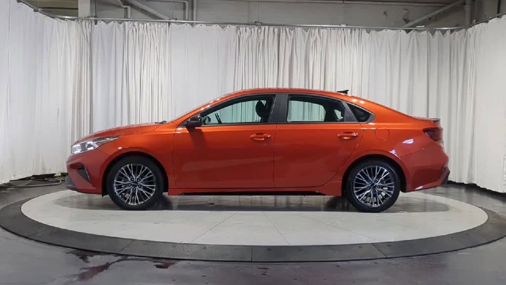 Thumbnail: 2023 Kia Forte - 6