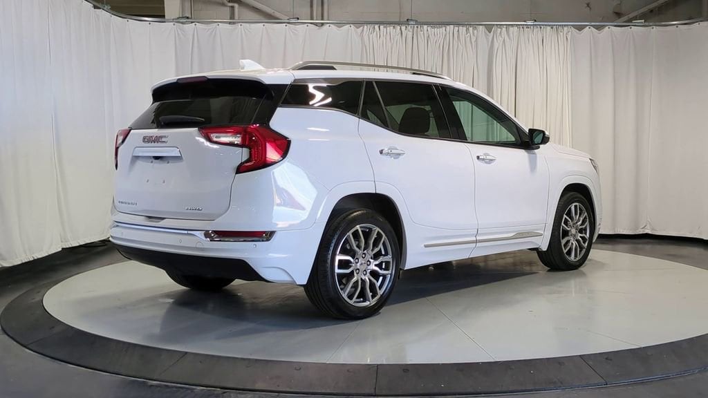 Thumbnail: 2022 GMC Terrain - 8
