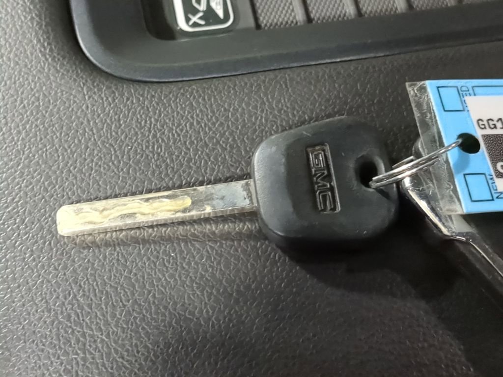 Thumbnail: 2016 GMC Sierra 1500 - 40