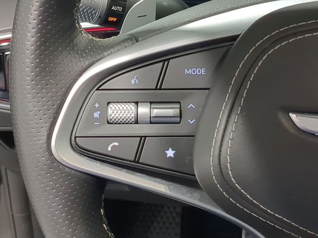 Thumbnail: 2024 Genesis GV70 - 29