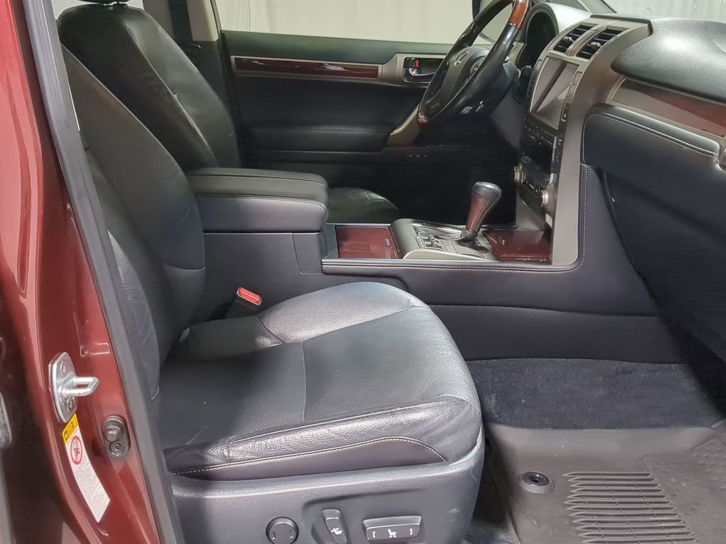 Thumbnail: 2016 Lexus GX - 21