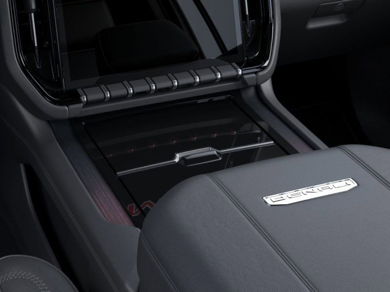 Thumbnail: 2025 GMC Yukon XL - 23