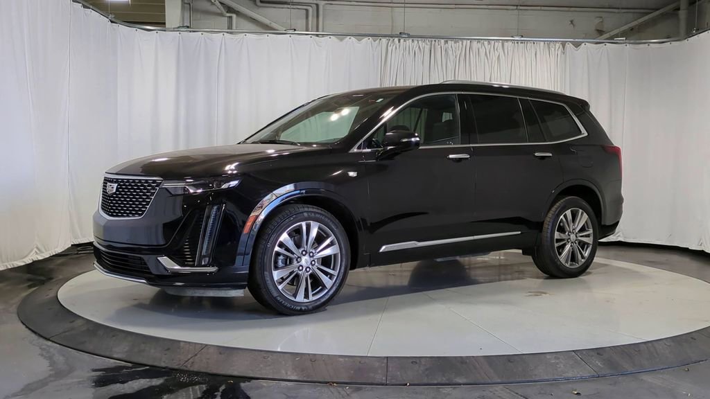 Thumbnail: 2023 Cadillac XT6 - 5