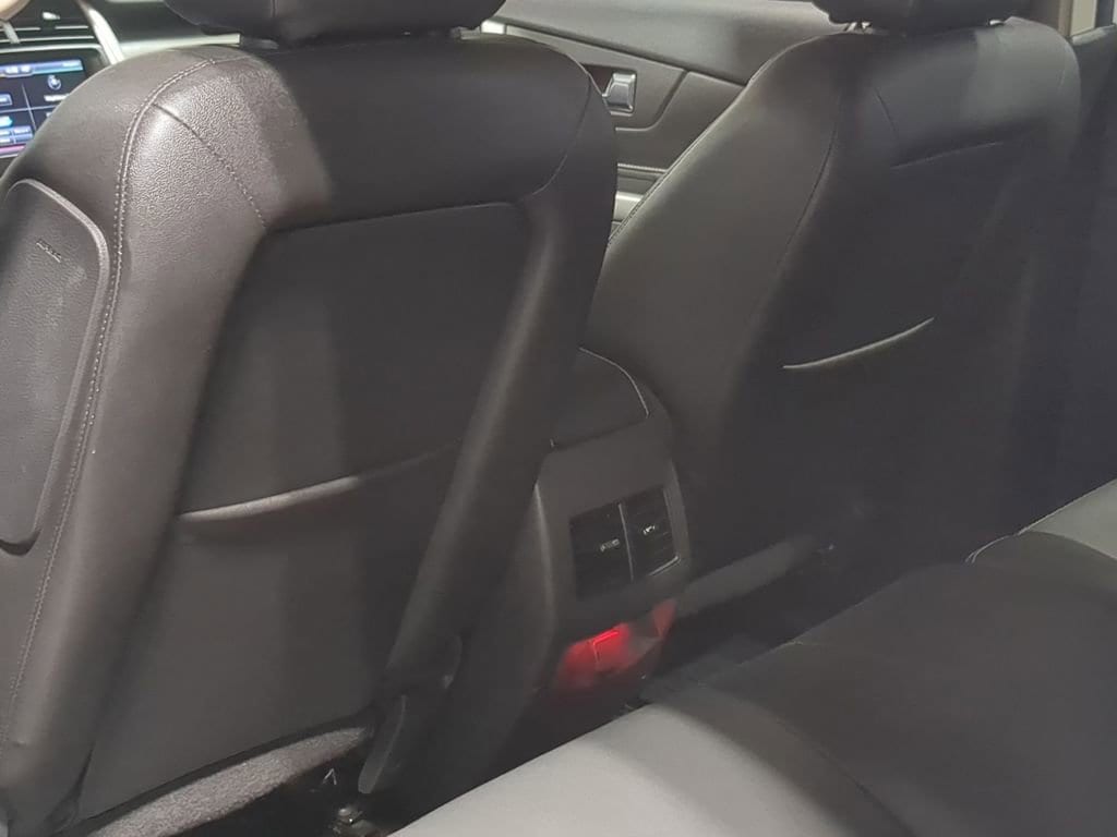 Thumbnail: 2013 Ford Edge - 21