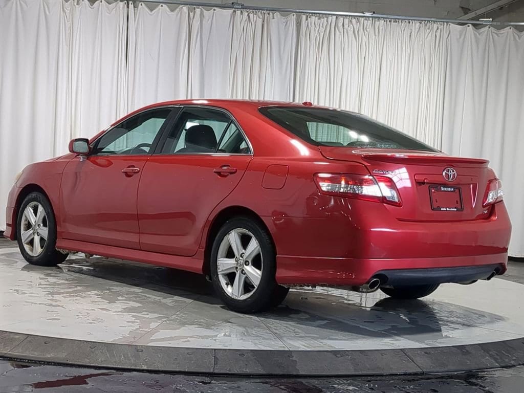 Thumbnail: 2011 Toyota Camry - 14