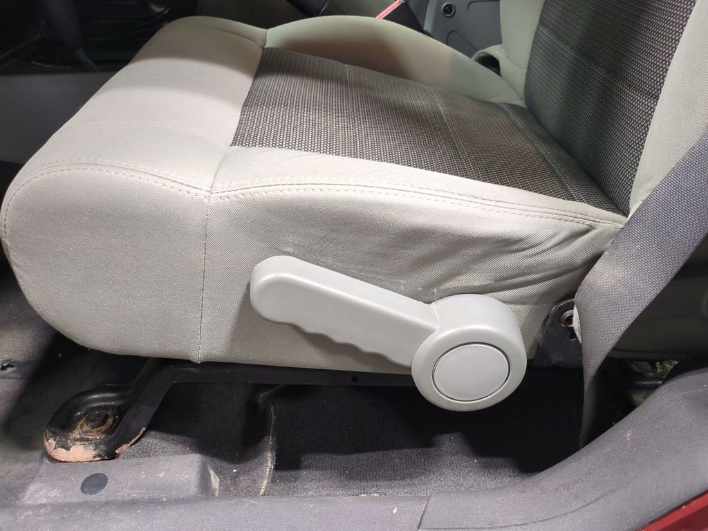 Thumbnail: 2010 Jeep Wrangler - 21