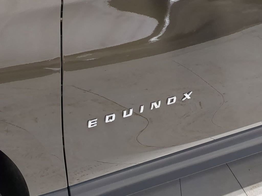Thumbnail: 2023 Chevrolet Equinox - 16