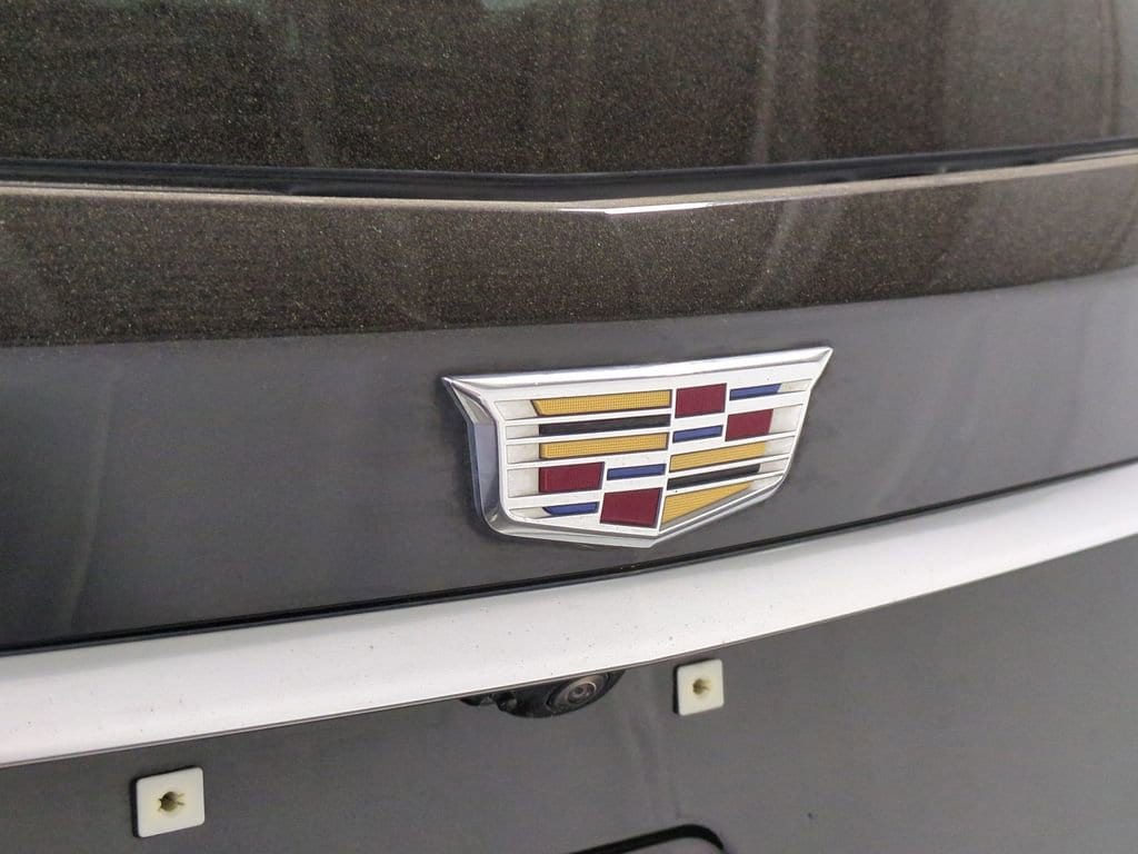 Thumbnail: 2023 Cadillac XT6 - 15