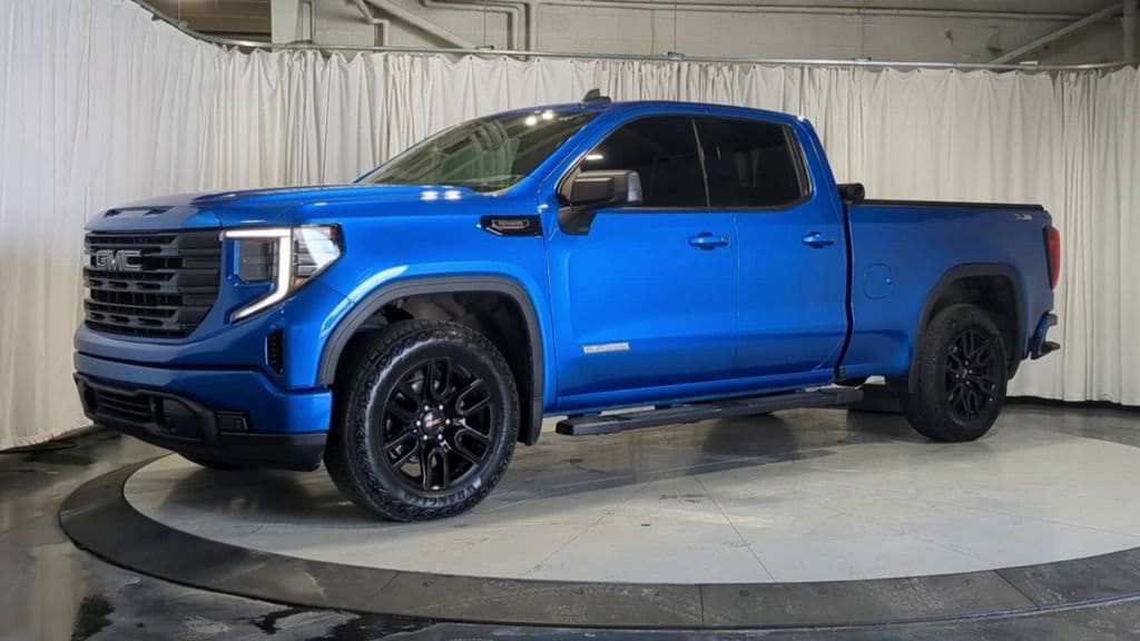 Thumbnail: 2023 GMC Sierra 1500 - 4