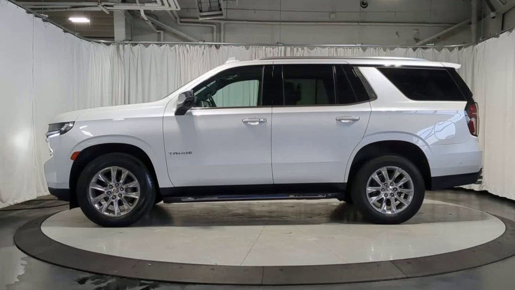 Thumbnail: 2023 Chevrolet Tahoe - 5