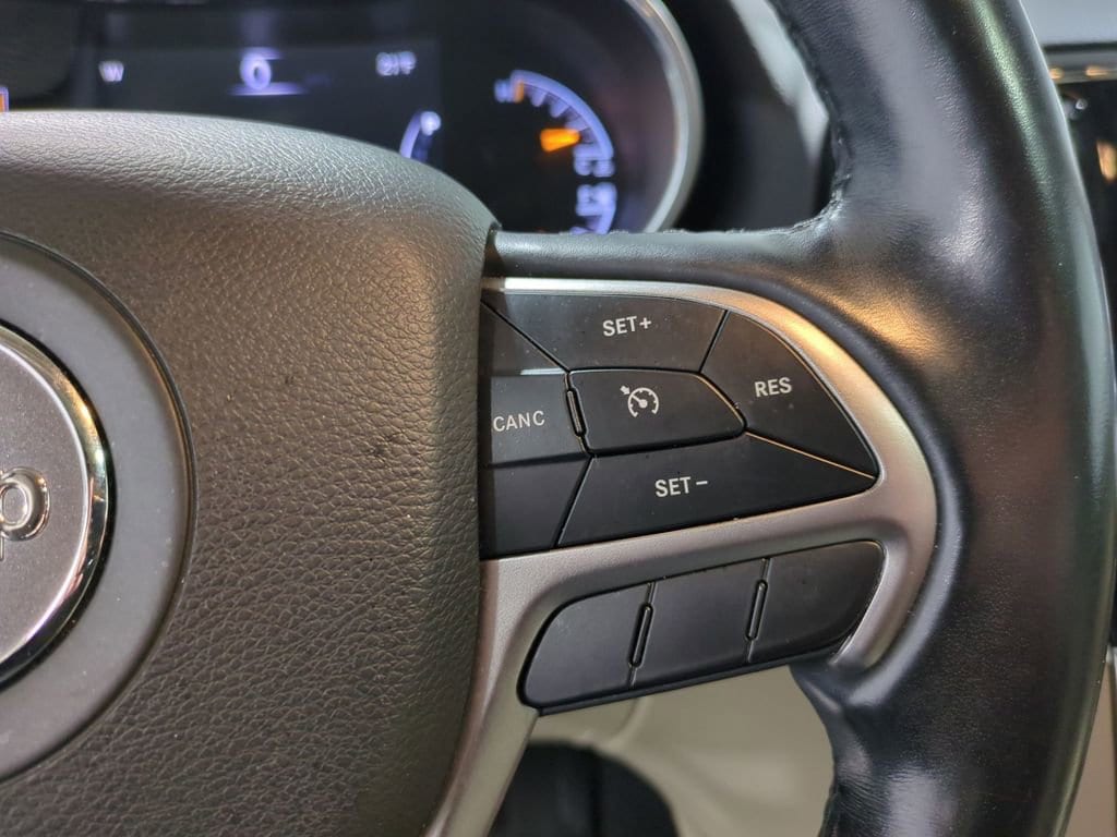 Thumbnail: 2020 Jeep Grand Cherokee - 31