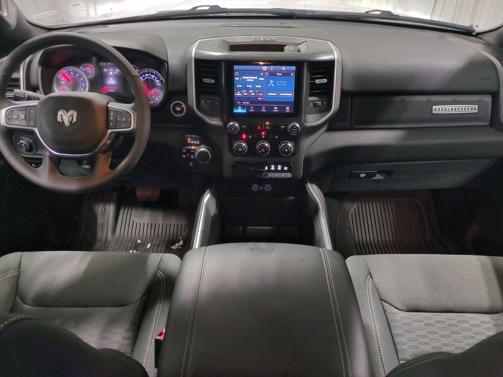 Thumbnail: 2025 RAM 1500 - 18