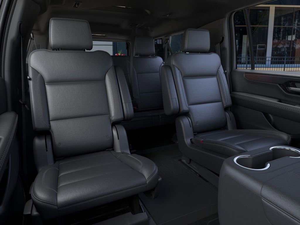 Thumbnail: 2025 GMC Yukon XL - 17