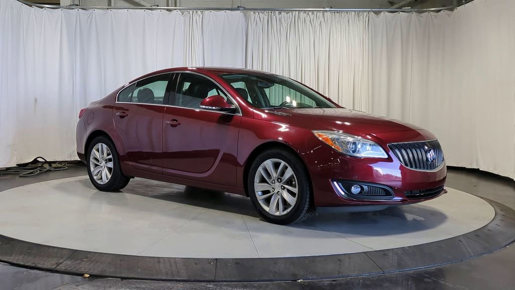 2016 Buick Regal Premium II photo 2